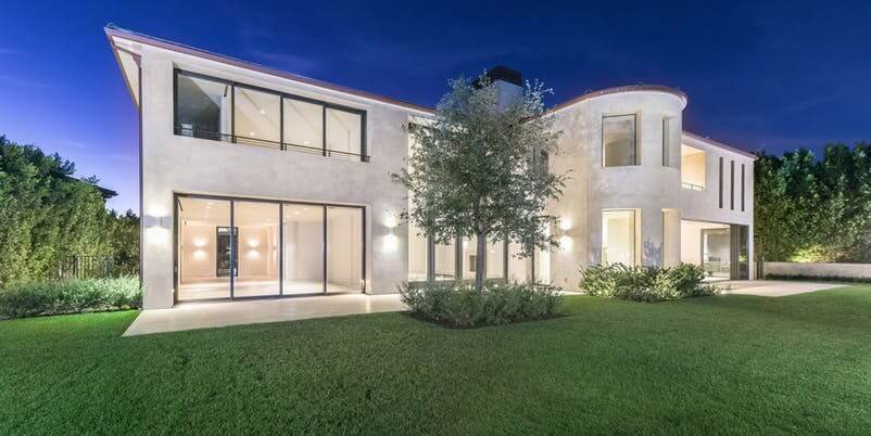 სახლი თუ სასახლე? კარდაშიანები ინტერიერის ახალ სტილს ქმნიან სახლი თუ სასახლე? კარდაშიანები ინტერიერის ახალ სტილს ქმნიან