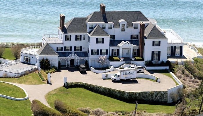 ძვირად შეფასებული არქიტექტურა – რა ღირს ცნობილი ადამიანების სახლები