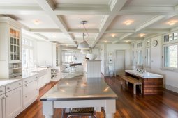 rogor gamoikureba barak da mishel obamebis zgapruli saxli