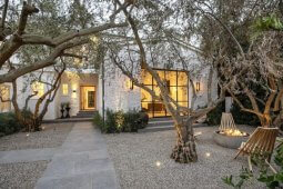 naxet justin da haily biberebis zgapruli saxli californiashi