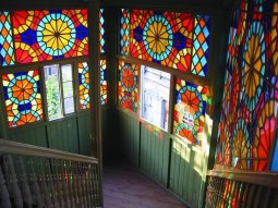 tbilisis 3 sadarbazo romelic aucileblad unda naxot