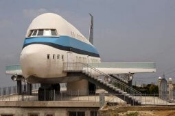 ucnauri saxlebi msoflioshi da gasaocari arkitektura