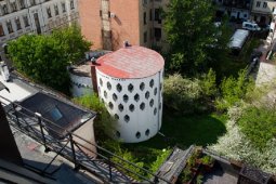 ucnauri saxlebi msoflioshi da gasaocari arkitektura